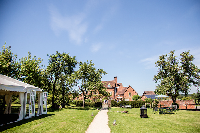 Wedding photography at Bordesley Park