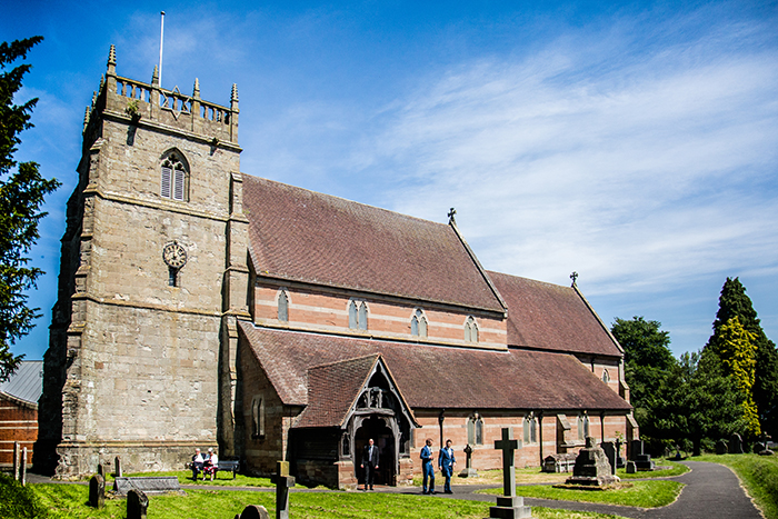 Wedding photography at Bordesley Park