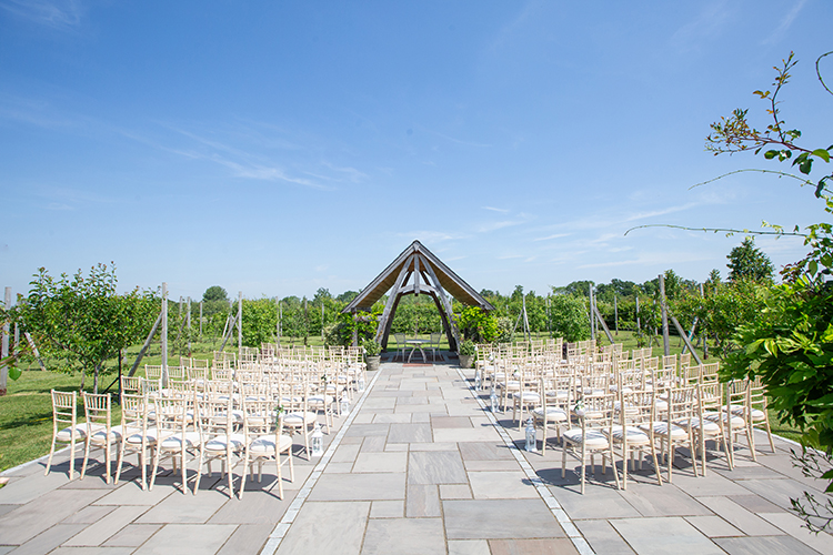 Wedding photography at Cider Mill Barns.